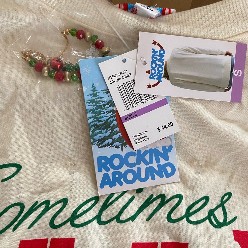 NWT Women’s Light Up “Ugly Christmas Sweater” Size Small - Picture 7 of 7
